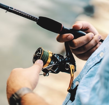A spinning reel for fishing is good for beginners.